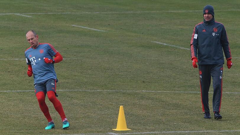 Die Bayern haben frei, doch Arjen Robben ist trotzdem auf dem Trainingsgelände an der Säbener Straße. (Archivbild)
