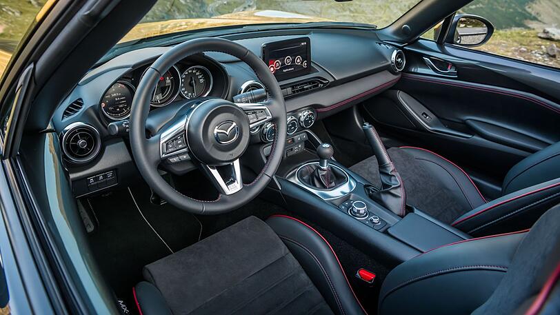 In der Spitzenversion Sports-Line gibt es auch noch feine Recaro-Sitze als Extra.