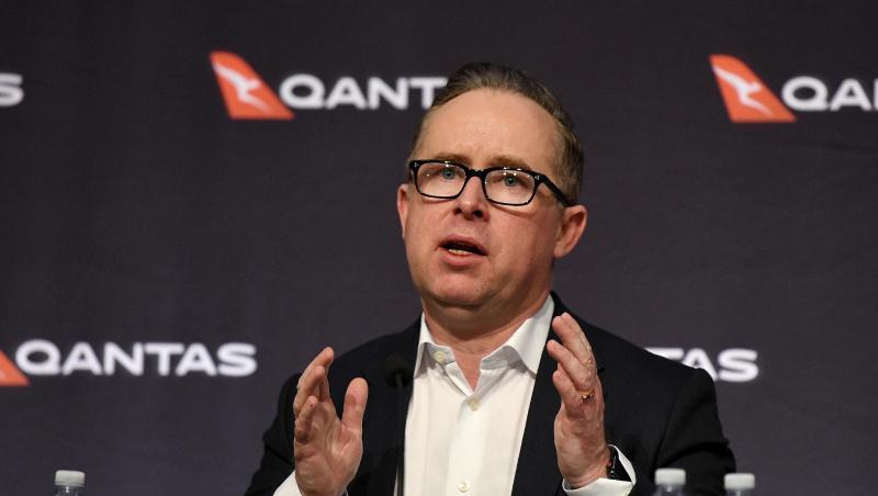 Konzernchef Alan Joyce spricht während einer Pressekonferenz. Konzernchef Alan Joyce spricht während einer Pressekonferenz.