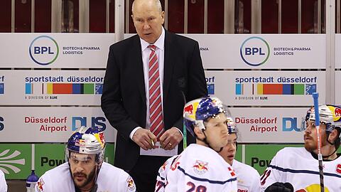 Sein Team verlor: EHC-Coach Jackson. (Archivbild)