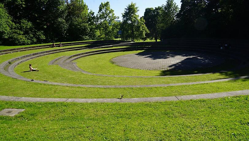 Oft leer: das Theatron am Ostpark. Kreative würden den Platz gern nicht-kommerziell nutzen.