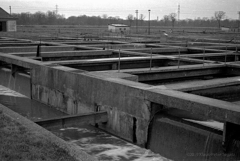 Auch das ist eine fotografische Rarität: das Klärwerk Großlappen in den frühen 50er Jahren.