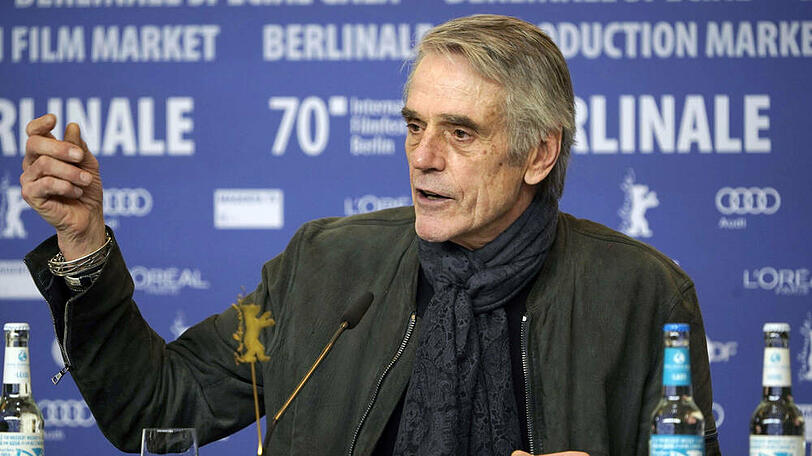 Jeremy Irons auf der Berlinale-Pressekonferenz kurz vor der Eröffnung