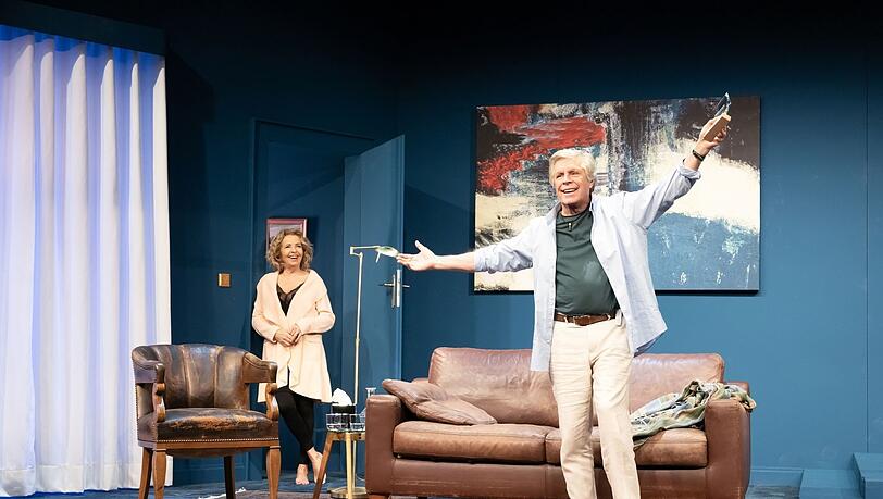 Michaela May und Sigmar Solbach in &bdquo;Der Abschiedsbrief&ldquo;.