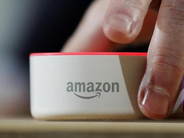 Der Lautsprecher Amazon Echo mit dem Alexa Voice Service.