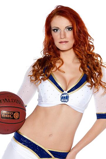 Die heißen Alba-Dancers: Sie wollen die Basketballer des FC Bayern ins Schwitzen bringen.