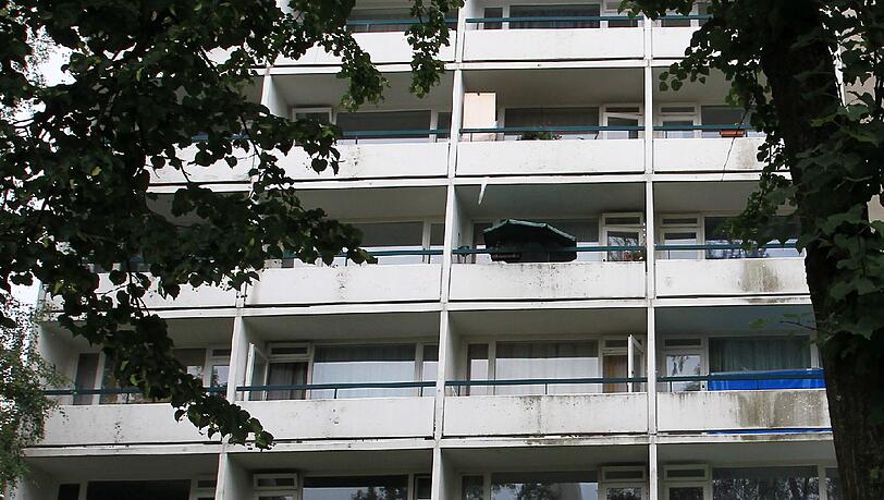 Gepflegt ist anders: Das Gebäude der Schwesternunterkünfte auf dem Gelände des Harlachinger Krankenhauses. Gepflegt ist anders: Das Gebäude der Schwesternunterkünfte auf dem Gelände des Harlachinger Krankenhauses.