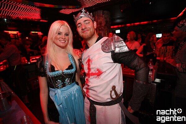 Heimatabend Fasching im 8Below.