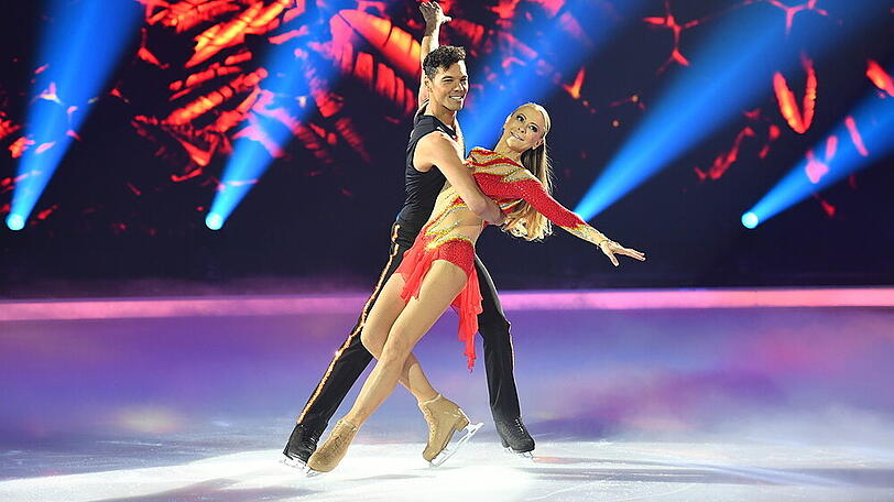 Jenny Elvers und Jamal Othman bei "Dancing on Ice"