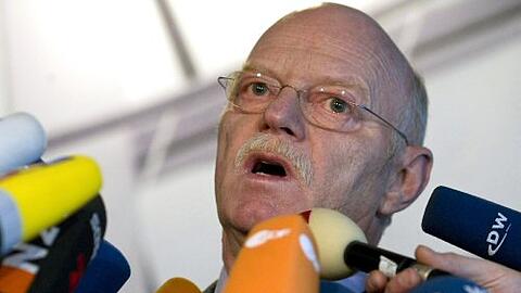 SPD-Fraktionschef Struck revidiert seine frühere Meinung