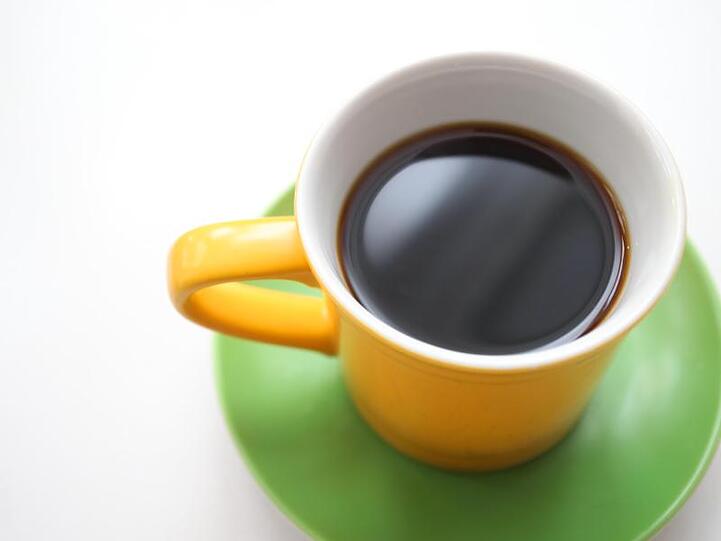 Einer Studie zufolge geben die Deutschen Milliarden für Kaffee aus.