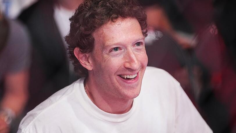 Mark Zuckerberg ist temporär unter die Musiker gegangen.