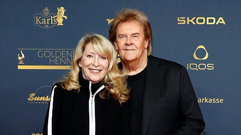 Howard Carpendale mit Ehefrau Donnice Pierce bei einem Auftritt in Leipzig.