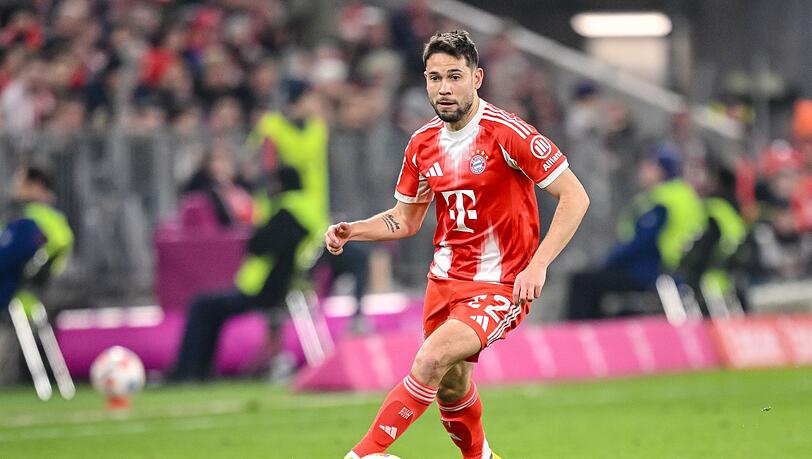 Abschied im Sommer: Raphaël Guerreiro verlässt den FC Bayern. (Archivbild) Abschied im Sommer: Raphaël Guerreiro verlässt den FC Bayern. (Archivbild)