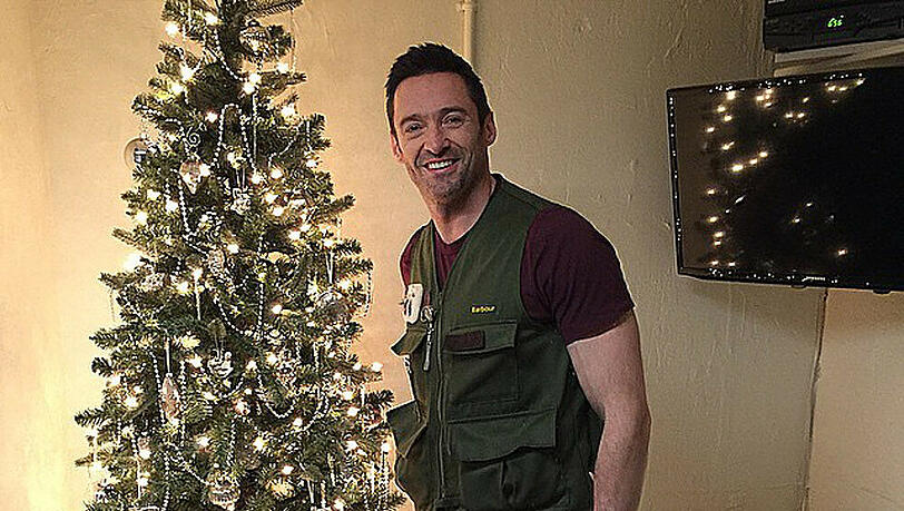 Hugh Jackman feiert Weihnachten in New York mit eigenem Weihnachtsbaum Hugh Jackman feiert Weihnachten in New York mit eigenem Weihnachtsbaum