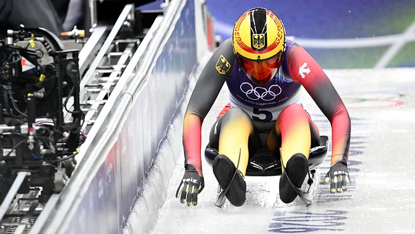 Rodlerin Merle Fr&auml;bel liegt nach zwei L&auml;ufen auf dem zweiten Platz.