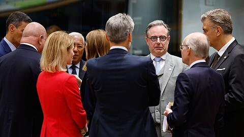 Der belgische Premierminister Bart De Wever forderte beim Gipfel Sicherheiten und gab letztlich auch sein OK.