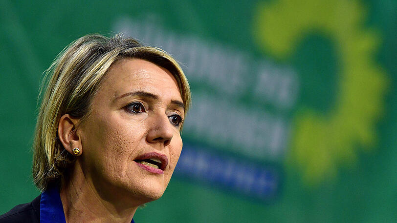 Simone Peter gesteht einen Fehler ein.