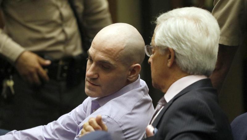 Der Angeklagte Michael Gargiulo (l) ist von der Jury in Los Angeles schuldig gesprochen worden. Der Angeklagte Michael Gargiulo (l) ist von der Jury in Los Angeles schuldig gesprochen worden.