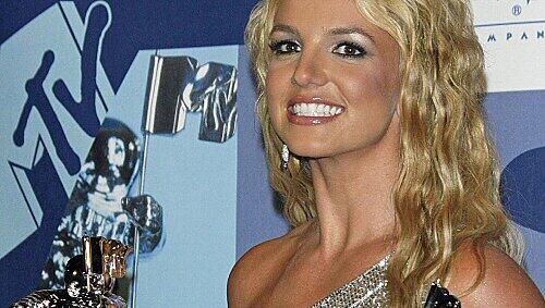 Britney Spears glänzte bei der Verleihung der MTV-Videomusikpreisen Britney Spears glänzte bei der Verleihung der MTV-Videomusikpreisen