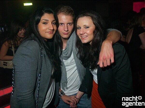 "Big Bill Bar" im Ruby (Freitag 11.11.2011). Mehr Fotos von dieser Party sehen Sie unter: