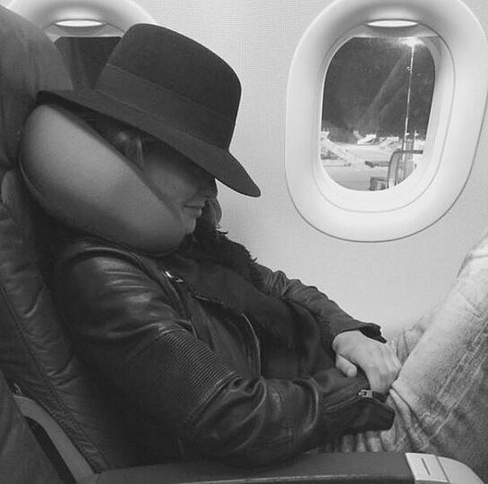 Leonardo DiCaprios Ex Bar Refaeli auf dem Weg nach Berlin