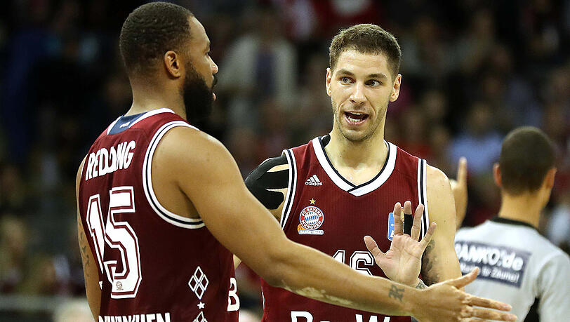 Mit 19 Punkten Topscorer der Bayern-Basketballer gegen Frankfurt: Stefan Jovic (l). Auch Reggie Redding erwies sich im entscheidenden Spiel als treffsicher. Mit 19 Punkten Topscorer der Bayern-Basketballer gegen Frankfurt: Stefan Jovic (l). Auch Reggie Redding erwies sich im entscheidenden Spiel als treffsicher.