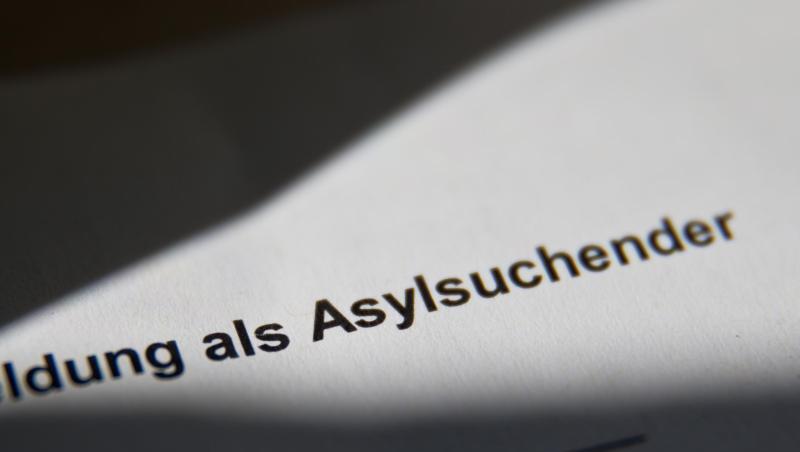 In den vergangenen vier Jahren beantragten in Deutschland etwa 180 Menschen aus Saudi-Arabien Asyl in Deutschland. In den vergangenen vier Jahren beantragten in Deutschland etwa 180 Menschen aus Saudi-Arabien Asyl in Deutschland.
