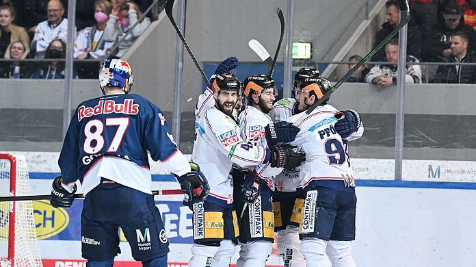 Die Eisbären Berlin besiegten den EHC Red Bull München mit 3:2.