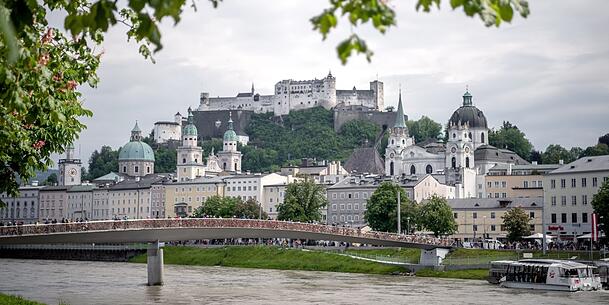 Blick auf die Innenstadt von Salzburg. Hier gibt es immer häufiger Ärger mit Tagestouristen. Blick auf die Innenstadt von Salzburg. Hier gibt es immer häufiger Ärger mit Tagestouristen.