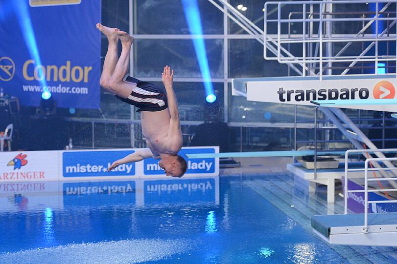 Raabs Turmspringen 2012: Die besten Bilder