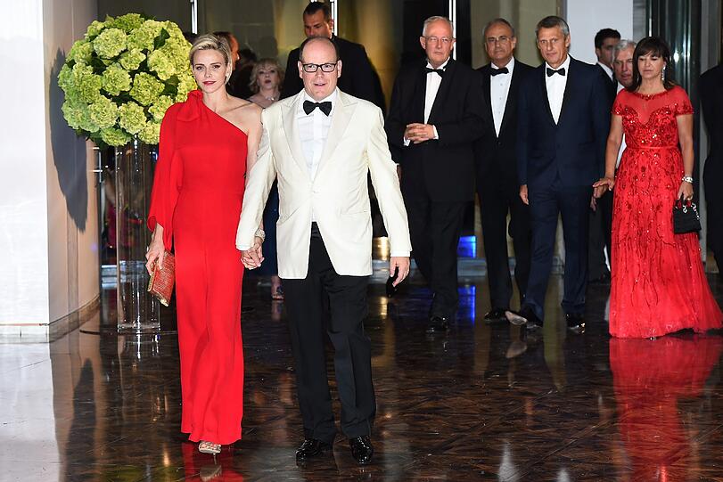 Fürstin Charlene und Fürst Albert bei der Rot-Kreuz-Gala in Monaco