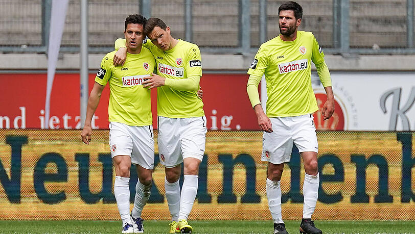 Siegt im Abstiegskampf: Energie Cottbus in der Dritten Liga. Siegt im Abstiegskampf: Energie Cottbus in der Dritten Liga.