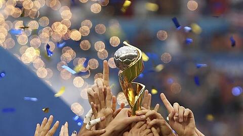 Der Deutsche Fußball-Bund bewirbt sich zusammen mit Belgien und den Niederlanden um die Ausrichtung der Frauen-WM 2027.