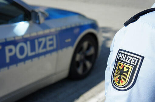 Die Polizei in Bayern hat einen großen Coup gelandet: Sieben Autoknacker wurden gefasst, die 2011 Autos im Wert von fast einer halben Million gestohlen hatten.
