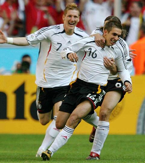 9. Juni 2006: WM-Eröffnungsspiel, Philipp Lahms Traumtor gegen Costa Rica. Endstand: 4:2.