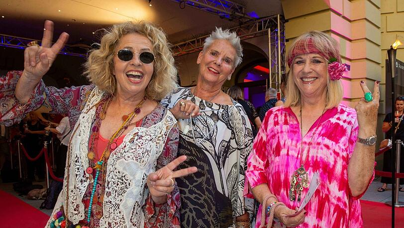Hairliches Trio (v. l.): Michaela May, Regisseurin Heidi Kranz und Patricia Riekel. Hairliches Trio (v. l.): Michaela May, Regisseurin Heidi Kranz und Patricia Riekel.