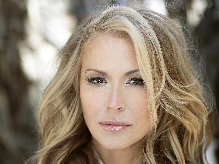 Feiert ihre Auferstehung mit einem neuen Album: Anastacia