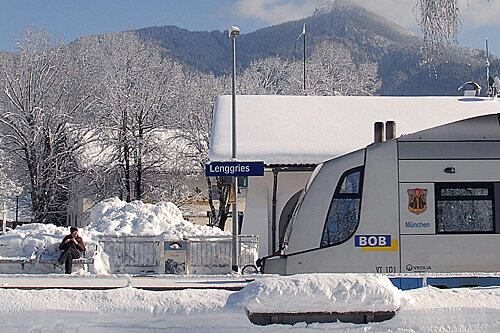 Die Bayerische Oberlandbahn GmbH konnte mit der Gewerkschaft EVG bislang keine Einigung erzielen.