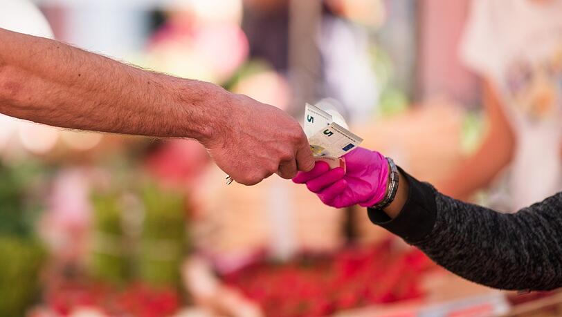 Beliebt: Obst und der Gemüse aus der Region am Marktstandl