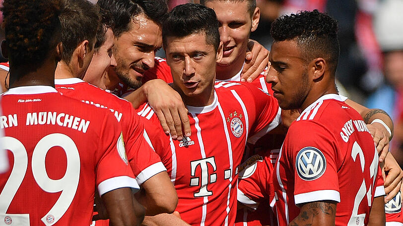 Die Bayern jubeln über ein souveränes 5:0 gegen den Chemnitzer FC. Entsprechend positiv fallen auch die Reaktionen aus.