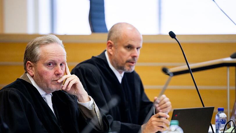 Die Staatsanwaltschaft Braunschweig fordert zum Ende des Strafprozesses im VW-Abgasskandal Gefängnisstrafen.