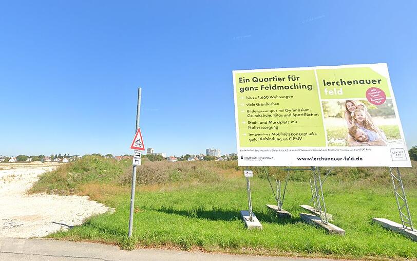 Ansicht von 2023: Das k&uuml;nftige Baufeld an der Lerchenauer Stra&szlig;e.