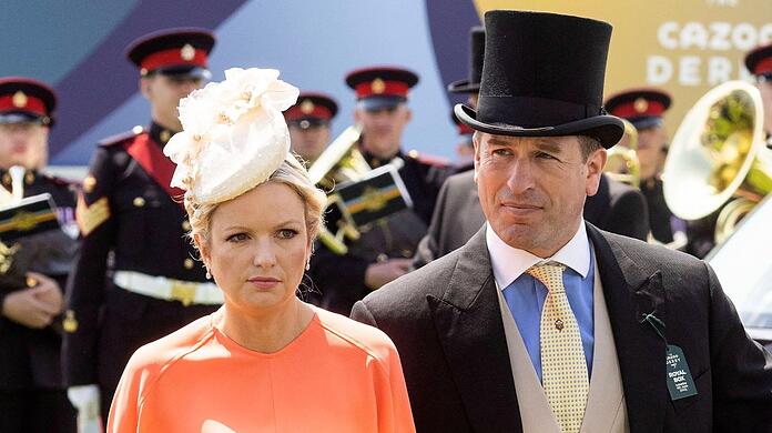 Lindsay Wallace und Peter Phillips wurden erstmals im März 2021 zusammen gesehen, was Gerüchte über eine Romanze entfachte.