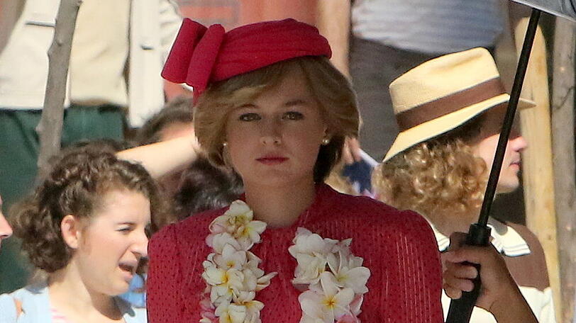 Schauspielerin Emma Corrin schlüpft für "The Crown" in die Rolle der Prinzessin Diana