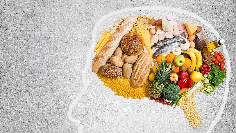 L&auml;sst sich die Leistungsf&auml;higkeit des Gehirns mit der Ern&auml;hrung beeinflussen? Ja, das tut sie! Umso ges&uuml;nder Sie sich ern&auml;hren, umso besser funktioniert auch Ihr Gehirn. So k&ouml;nnte man es kurz zusammenfassen. Mit bestimmten Lebensmitteln, sogenanntem Brainfood, k&ouml;nnen Sie Ihren m&uuml;den Gehirnzellen besonders gut auf die Spr&uuml;nge helfen.