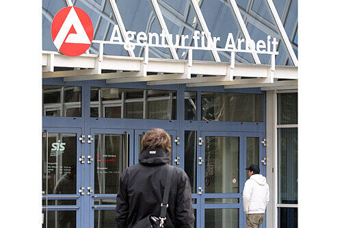 Im weniger zu tun für die Berater im Nürnberger Jobcenter.