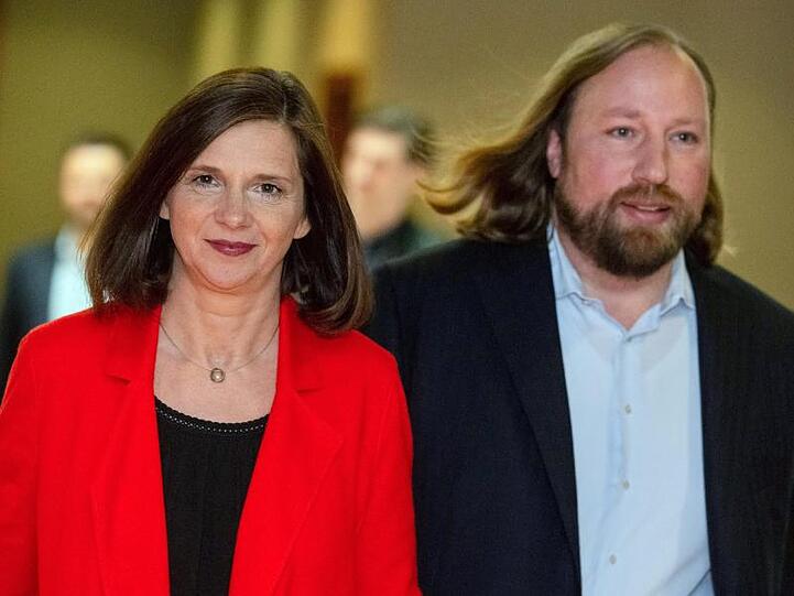 Sie wollen an der Spitze der Bundestags-Grünen bleiben und diese in die nächste Regierung führen: Anton Hofreiter und Katrin Göring-Eckardt.