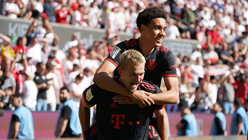 Grund zur Freude bei Jamal Musiala (oben) und Matthijs de Ligt. Beide sind in der wertvollsten Elf der Welt. Grund zur Freude bei Jamal Musiala (oben) und Matthijs de Ligt. Beide sind in der wertvollsten Elf der Welt.