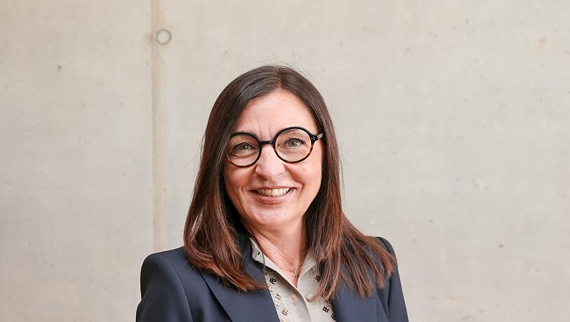 Barbara Becker wurde zur neuen Pr&auml;sidentin des Fr&auml;nkischen Weinbauverbands gew&auml;hlt. Sie ist die erste Frau in diesem Amt. (Handout)